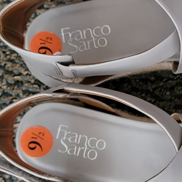 NWOT  Franco Sarto Flatforms Size 9.5 - Picture 8 of 8